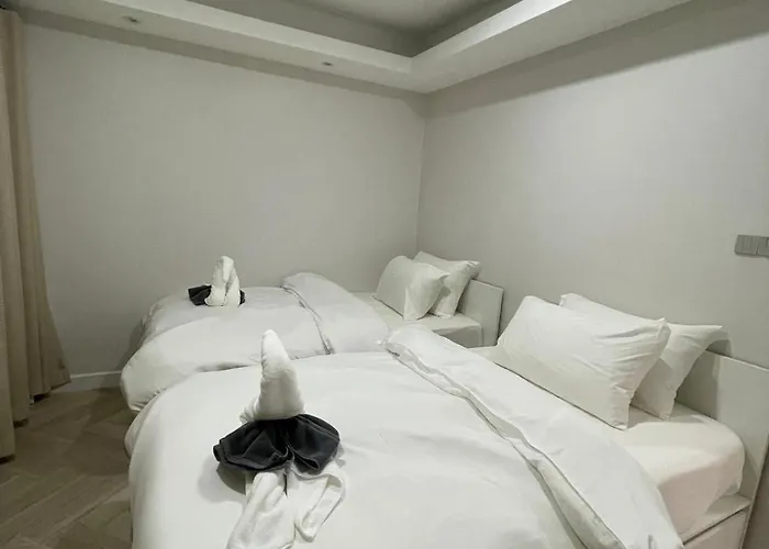 Onsen Wellness Retreat House 펜션 방콕