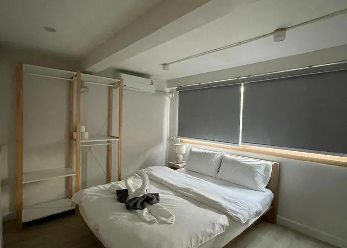 Onsen Wellness Retreat House 펜션 방콕